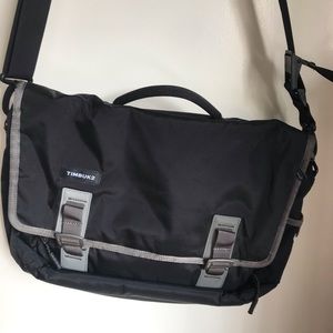 Timbuk2 messenger bag. Normal size